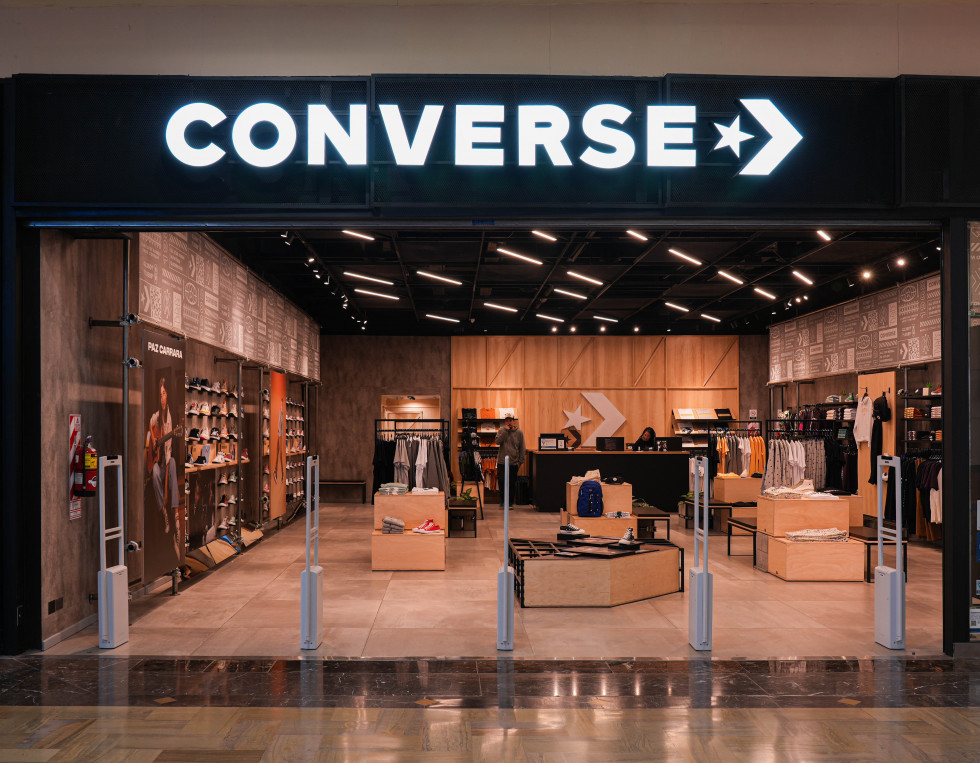 Local converse plaza oeste hotsell