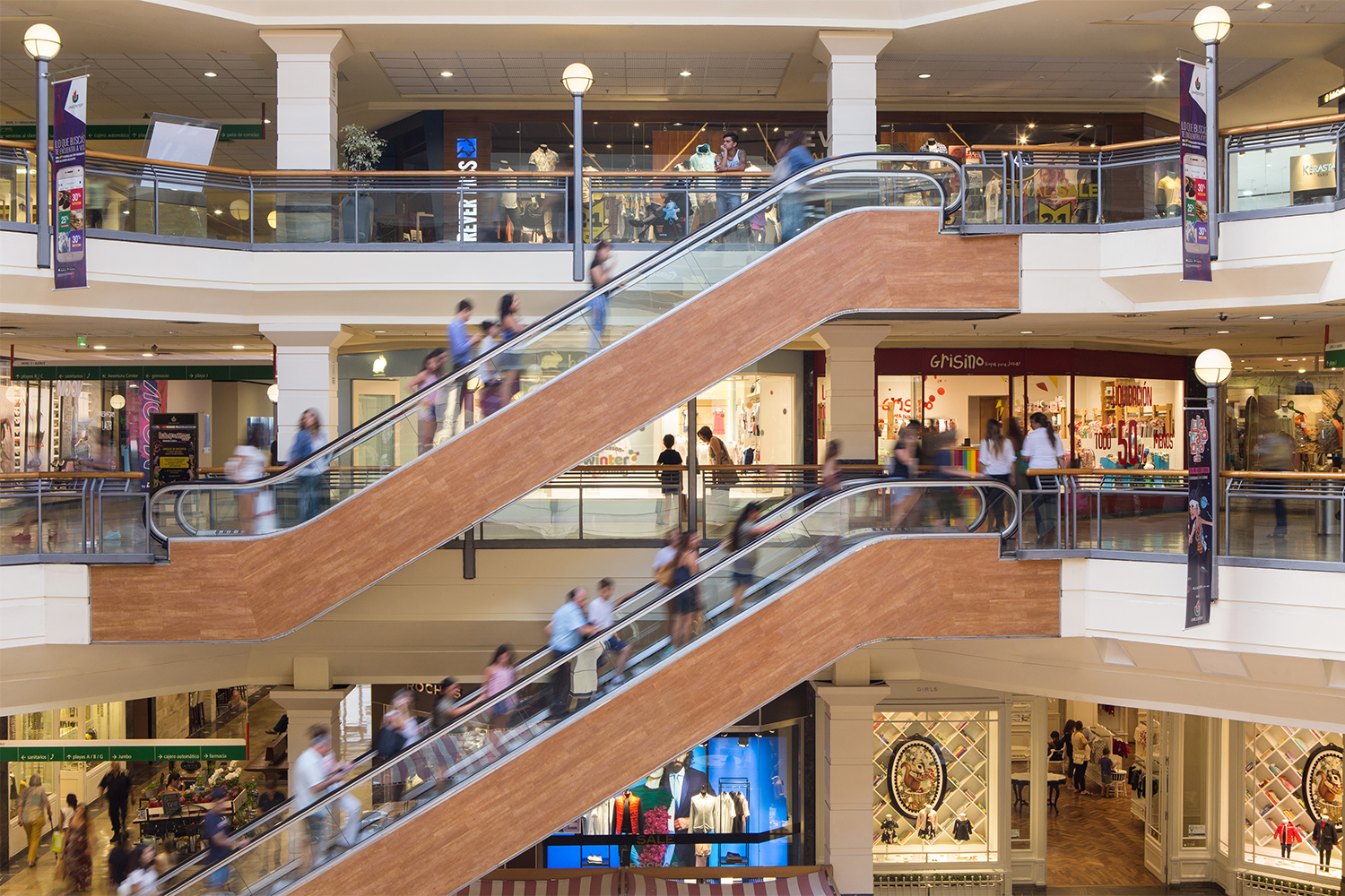 Adidas unicenter outlet shopping telefono